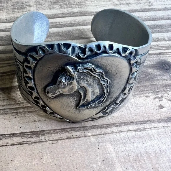Horse Lady Gifts Heart Cuff Bracelet Pewter Adjustable Handmade USA - Picture 1 of 5